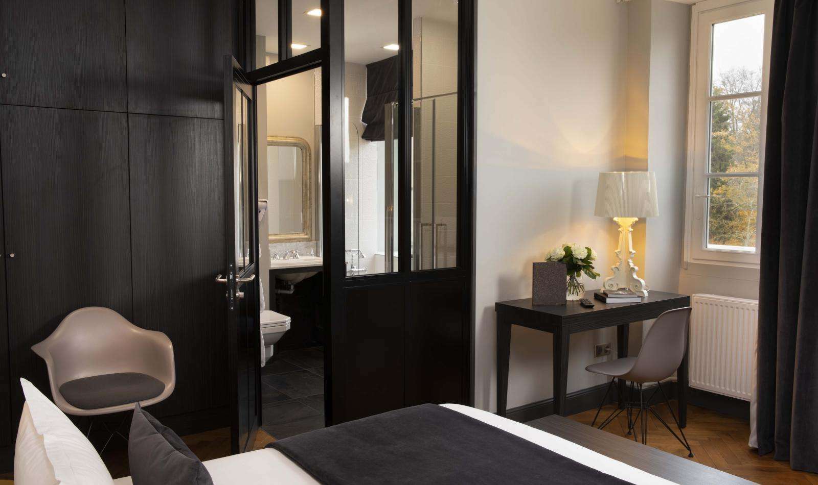 Отель Country Club Yvre-l'Eveque Номер фото