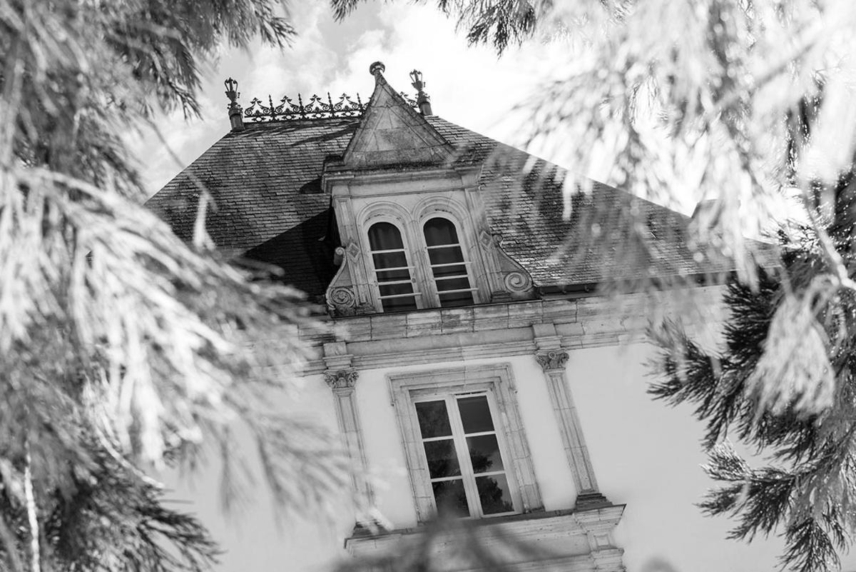 Отель Country Club Yvre-l'Eveque Экстерьер фото