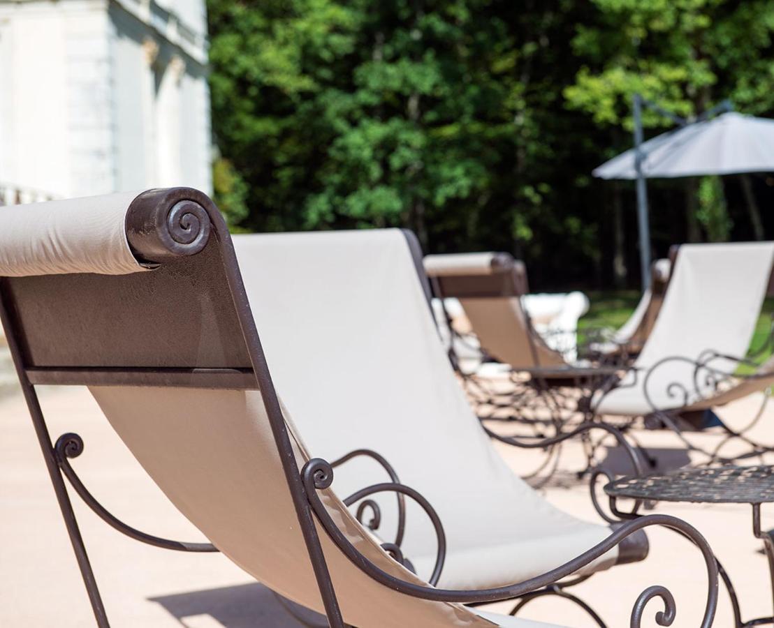 Отель Country Club Yvre-l'Eveque Экстерьер фото